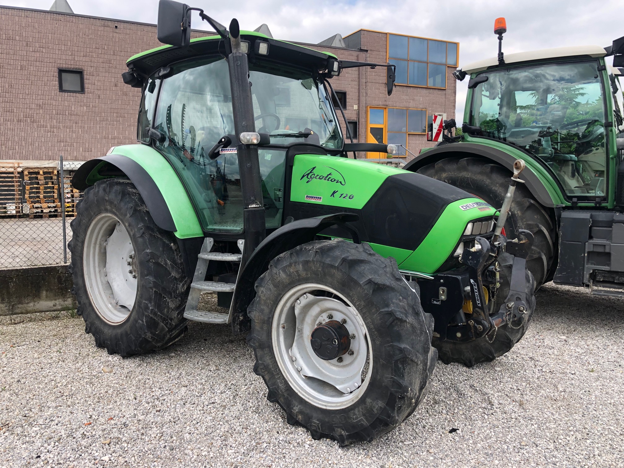 K120
